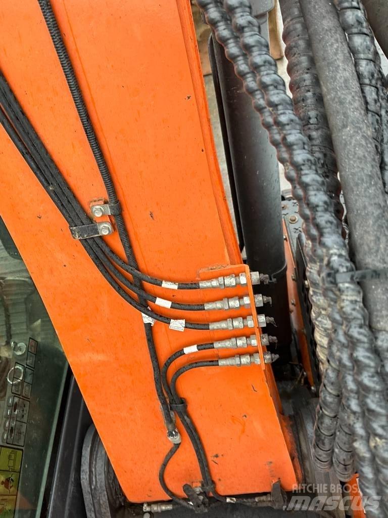 Doosan DX 140 LCR 履帶式 挖土機/掘鑿機/挖掘機
