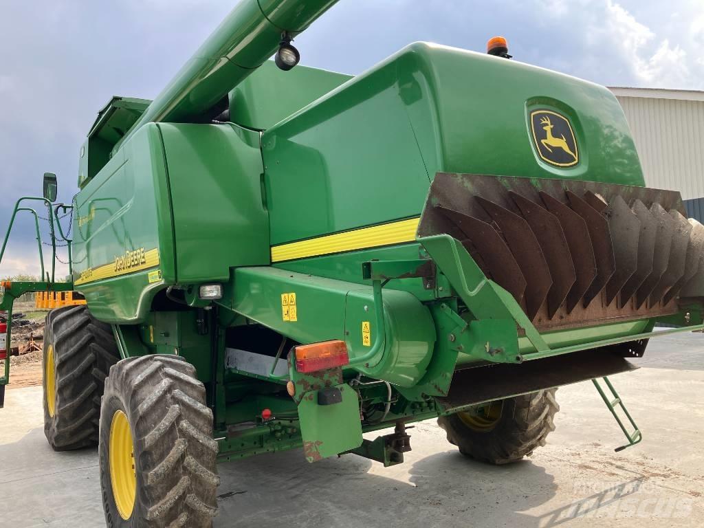 John Deere 9680 WTS 聯合收穫機