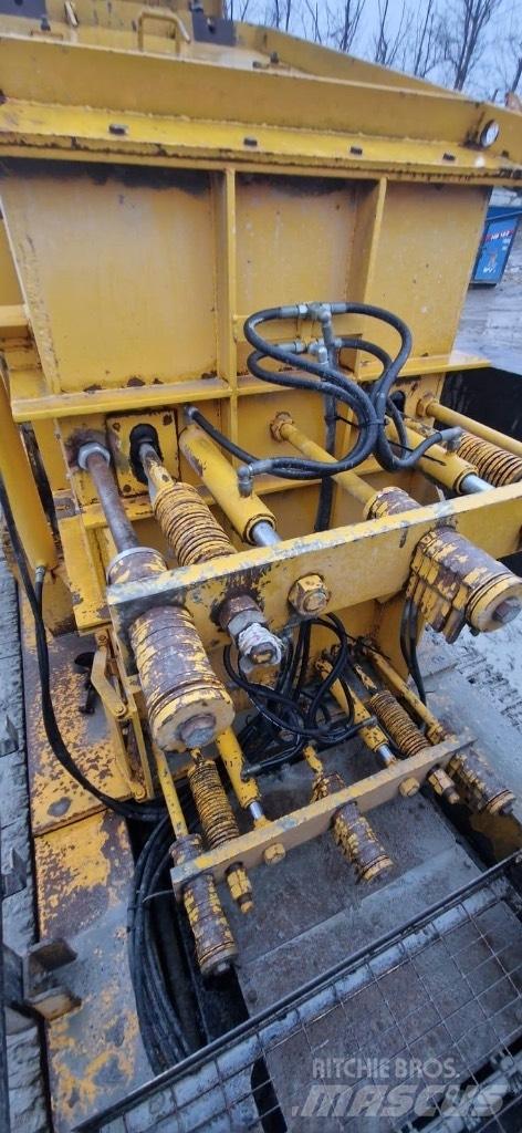 Tesab RK1412K 移動式壓碎機