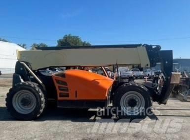JLG 1255 伸縮臂操作車