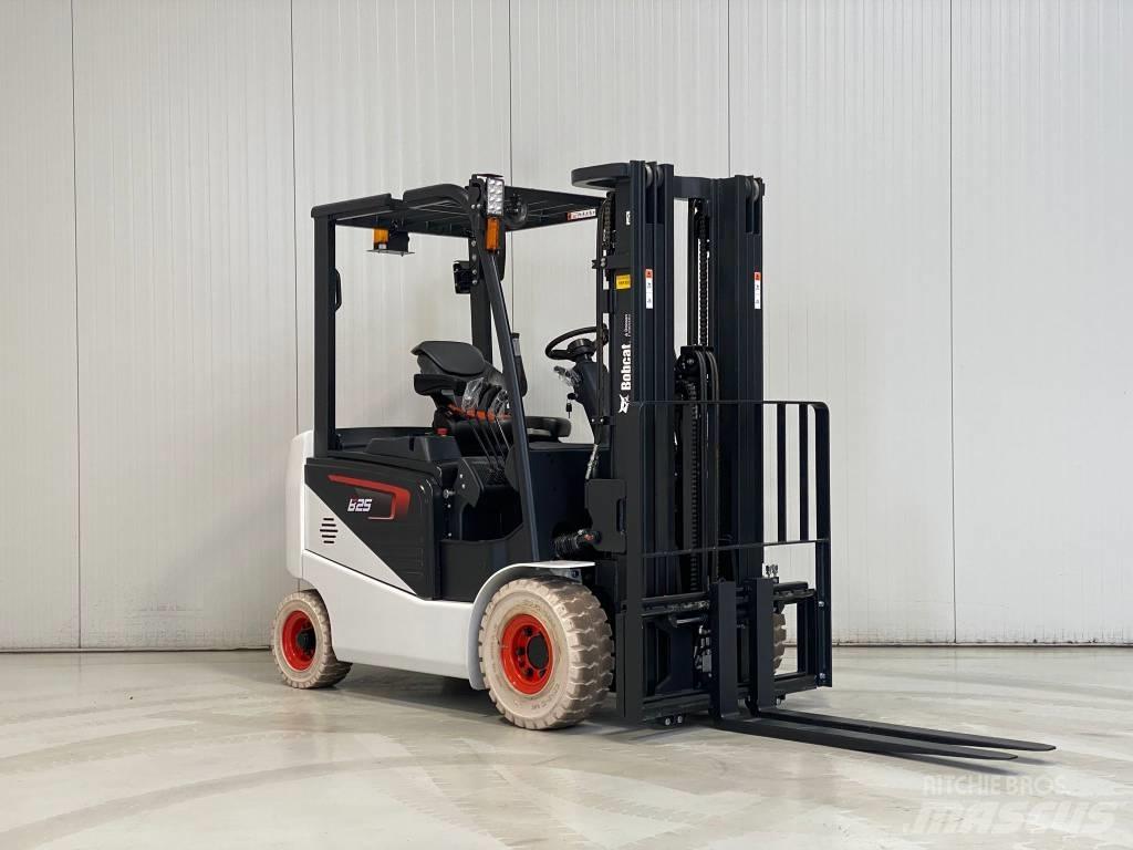 Bobcat B25NS 電動堆高機