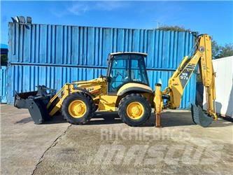 Komatsu WB 97 S-2 反鏟裝載機