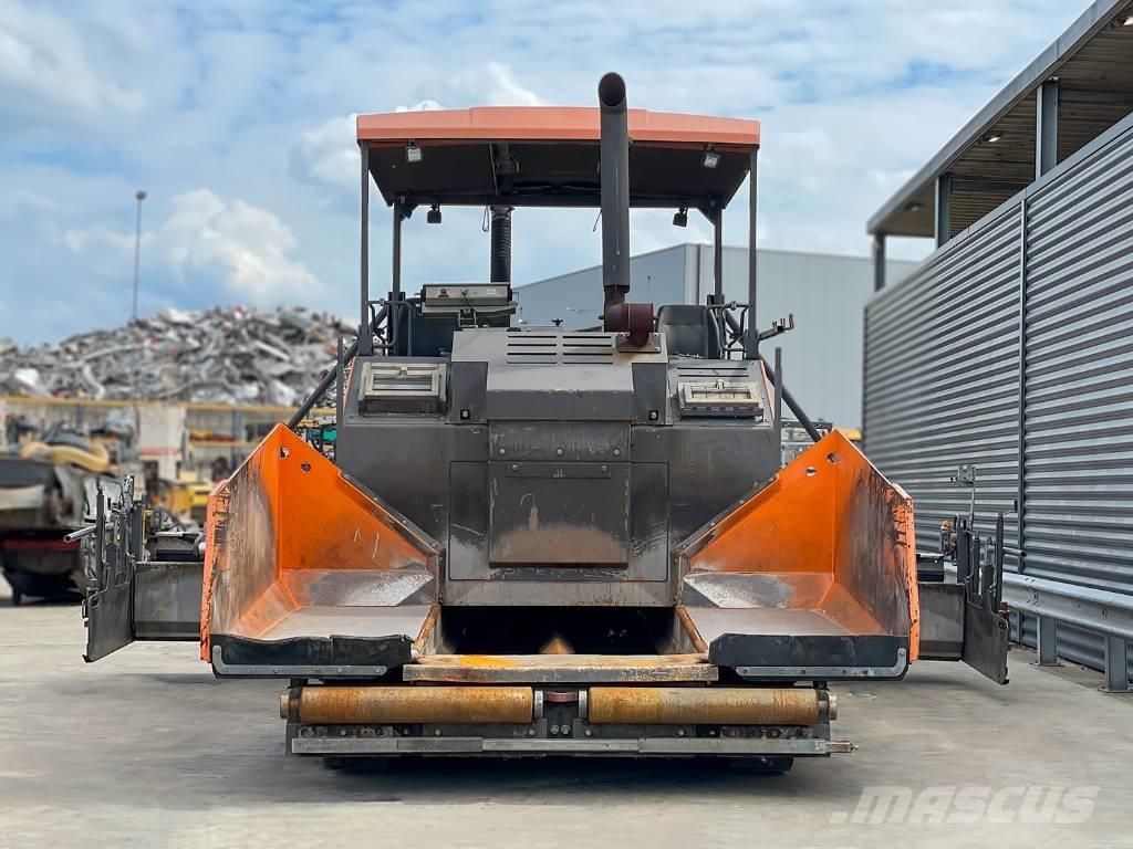 Volvo P7820C 瀝青攤舖機/鋪路機