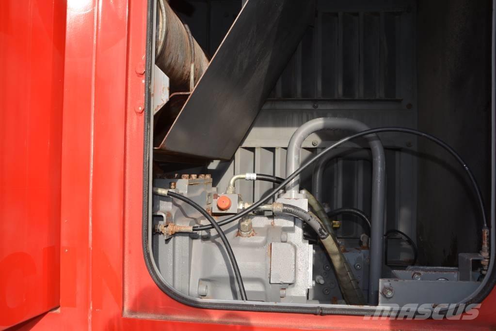 Hitachi CX 500 履帶式起重機