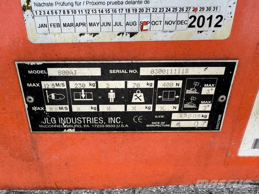 JLG 800 AJ 曲臂高空作業車