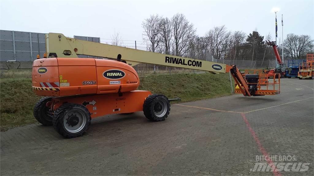 JLG 860SJ 伸縮臂高空作業車