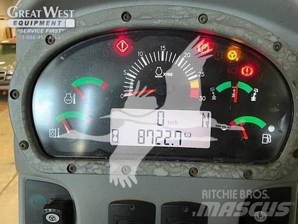 CAT 160M 平土機