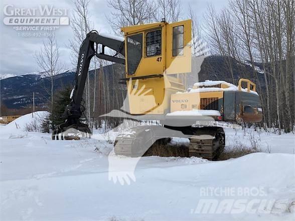 Volvo EC240BFX 鉗式裝載機