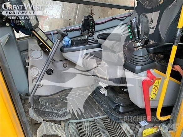Volvo EC250EL 收穫機