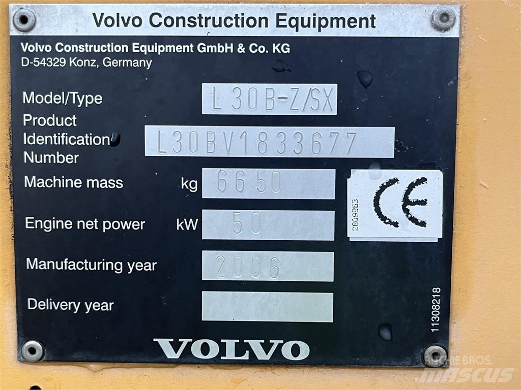 Volvo L 30 B 輪胎式裝載機