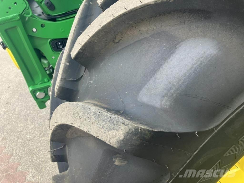 John Deere 6R215 曳引機