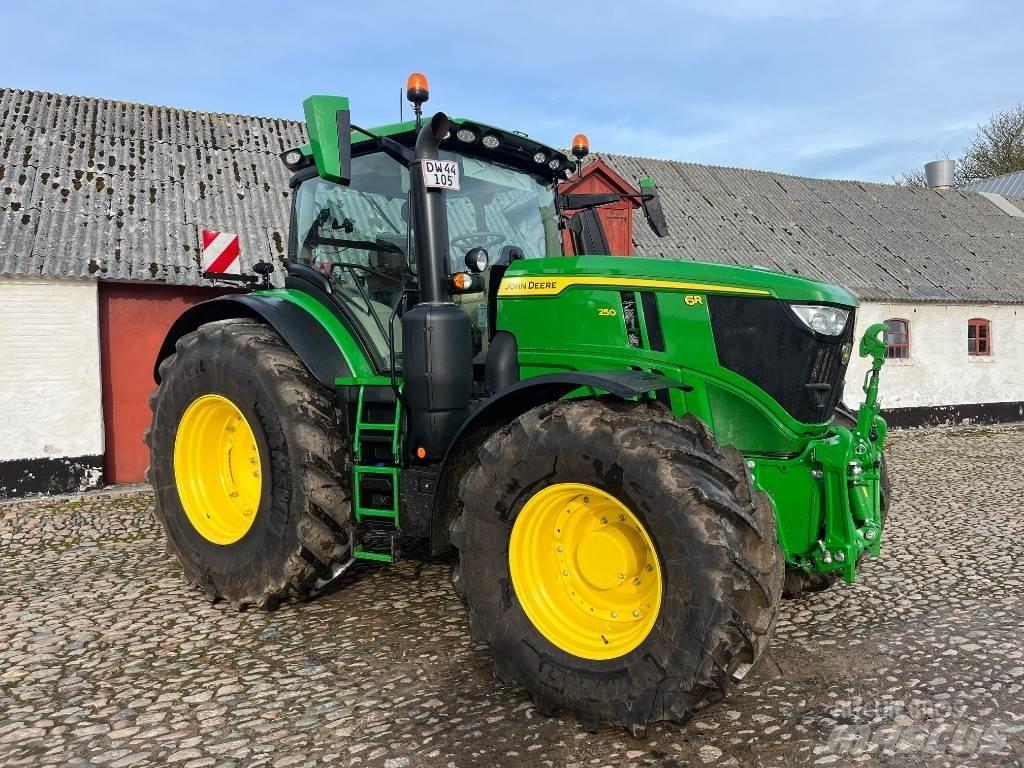 John Deere 6R 250 曳引機
