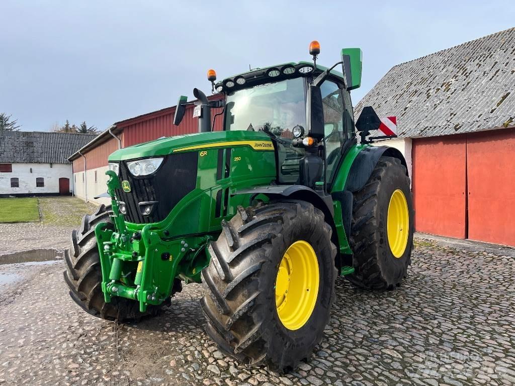 John Deere 6R 250 曳引機