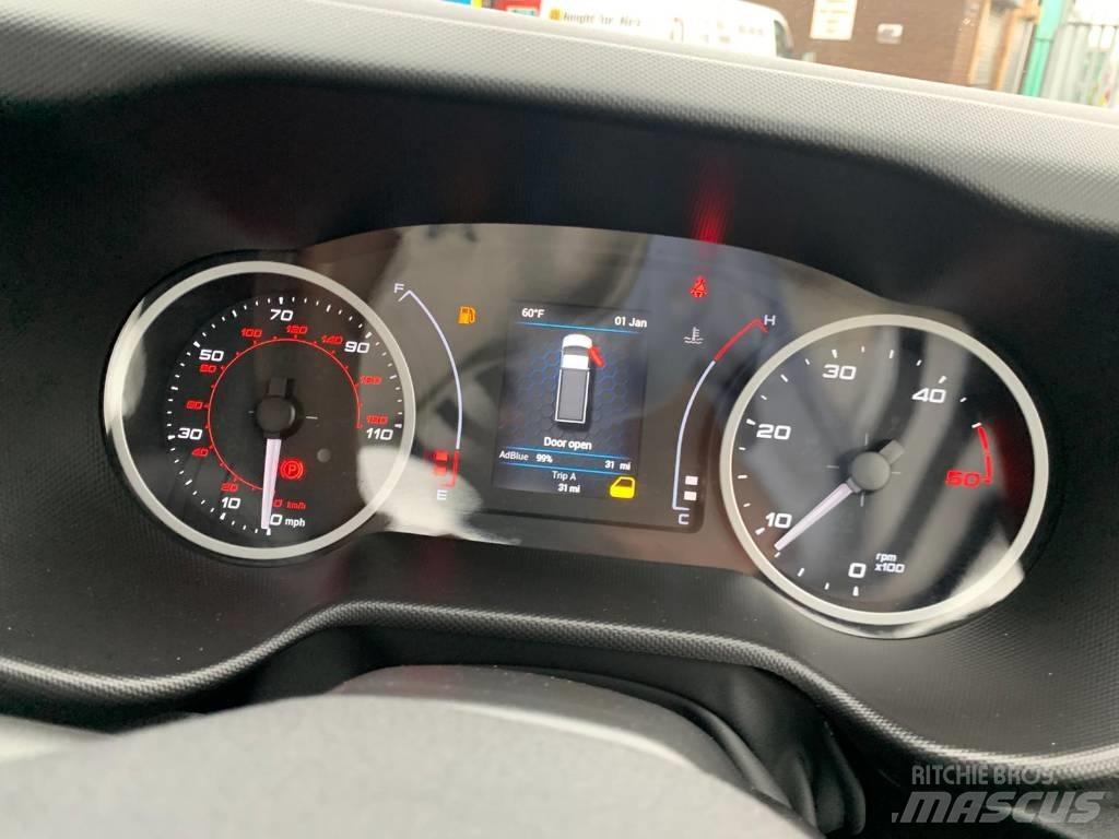 Multitel HX 200EX 卡車裝載高空作業車