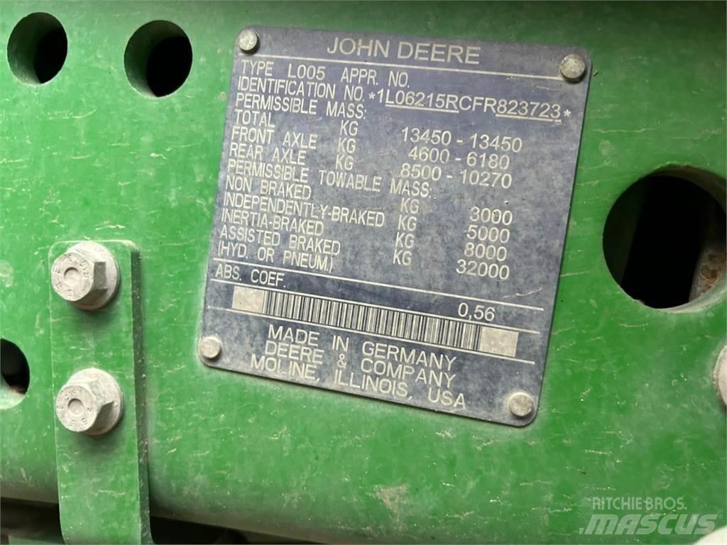 John Deere 6215R 曳引機