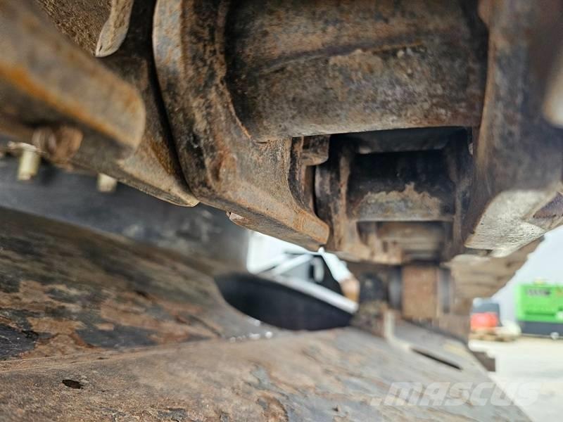 Hitachi ZX 135 US-6 履帶式 挖土機/掘鑿機/挖掘機