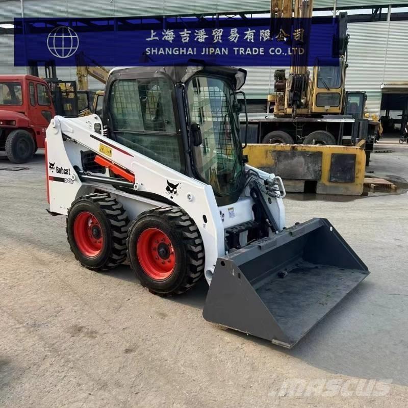 Bobcat s450 滑移轉向裝載機
