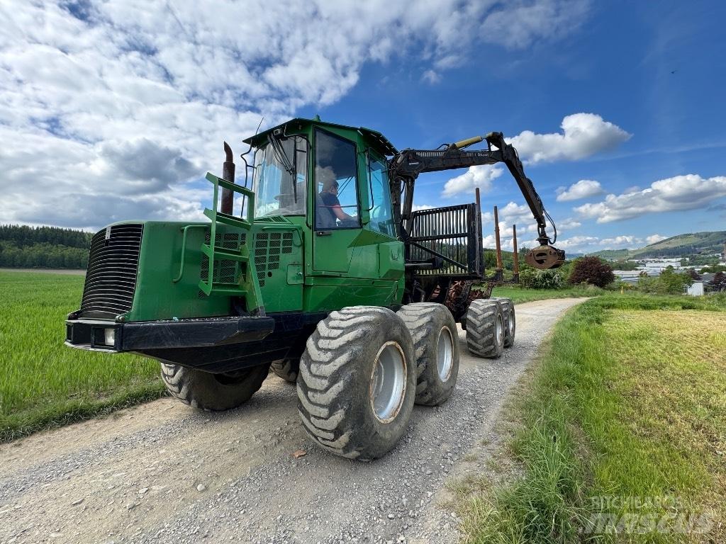 Valmet 860 集運機