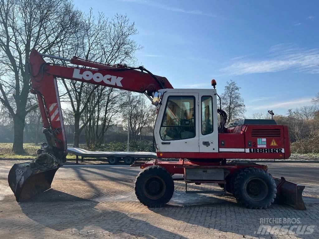 Liebherr 902 旋轉式挖土機/掘鑿機/挖掘機