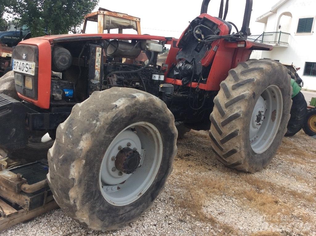 Massey Ferguson 4270 引擎/發動機