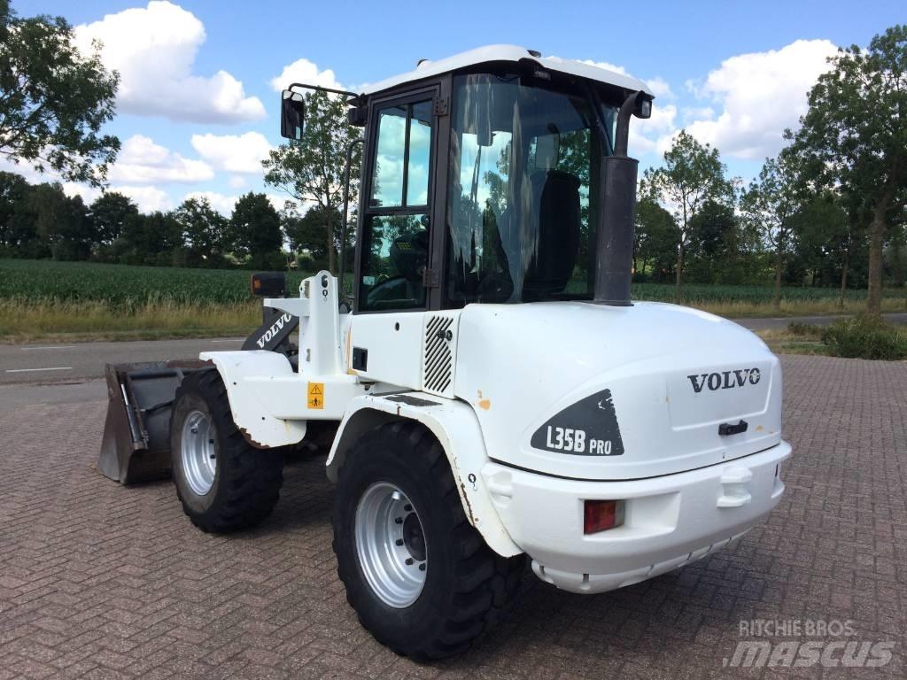 Volvo L 35 B 輪胎式裝載機