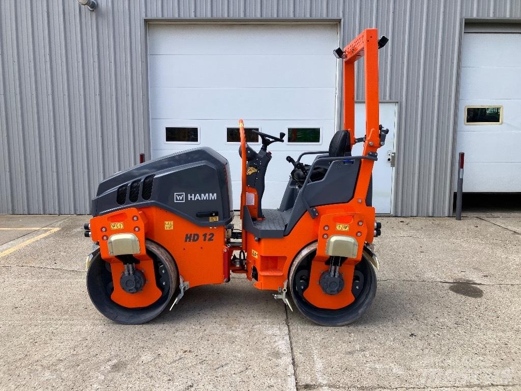 Hamm HD 12 VV 雙輪滾壓機