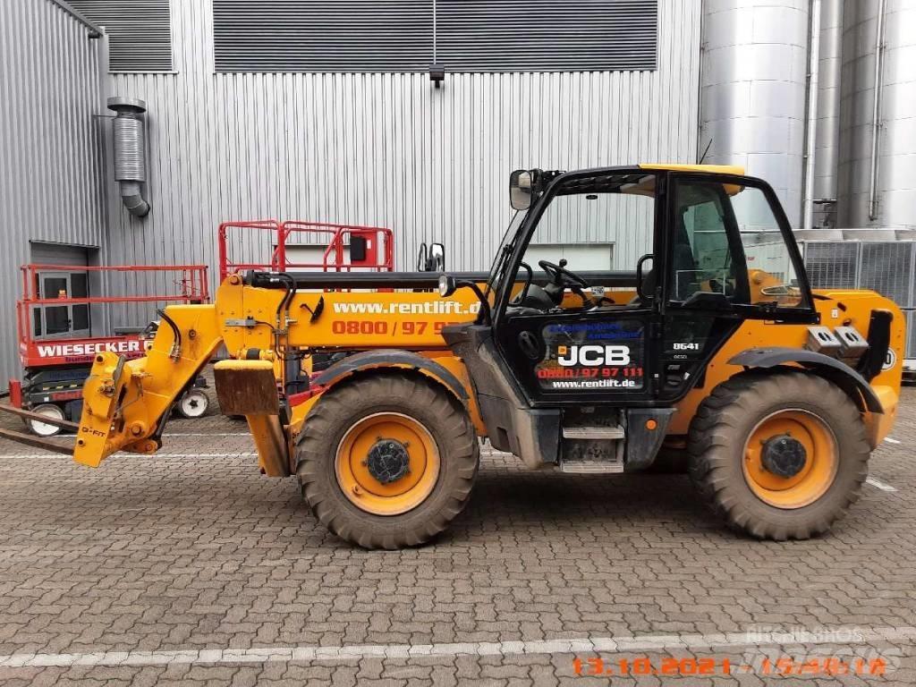 JCB 540-140 伸縮臂操作車