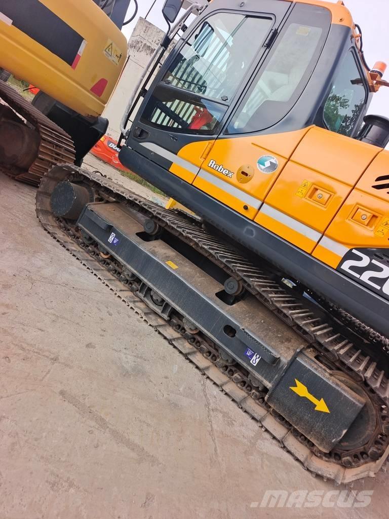 Hyundai 220 LC -9S 履帶式 挖土機/掘鑿機/挖掘機