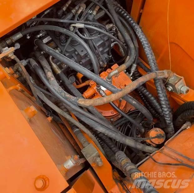 Doosan DH150W-7 旋轉式挖土機/掘鑿機/挖掘機