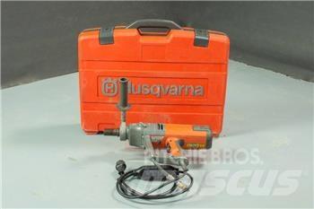 Husqvarna DM230 其他鑽鑿設備
