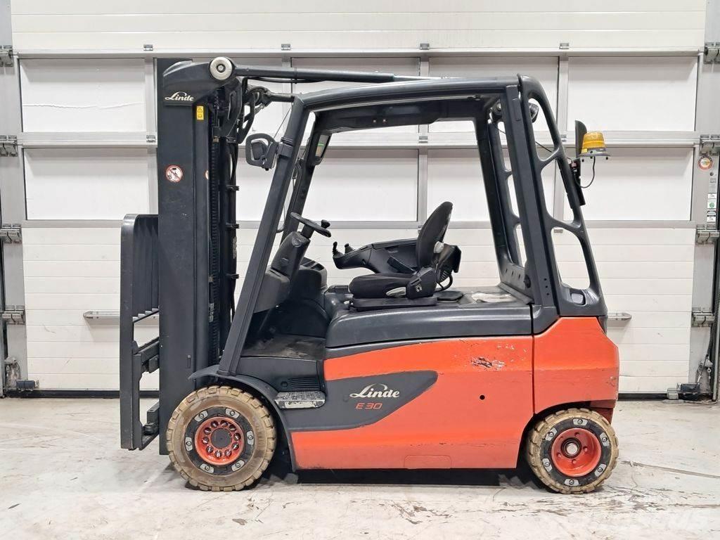 Linde E30L-01 電動堆高機