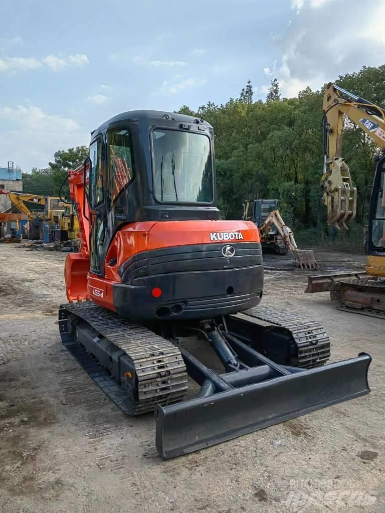 Kubota U 55 小型挖土機/掘鑿機<7t(小型挖掘機)