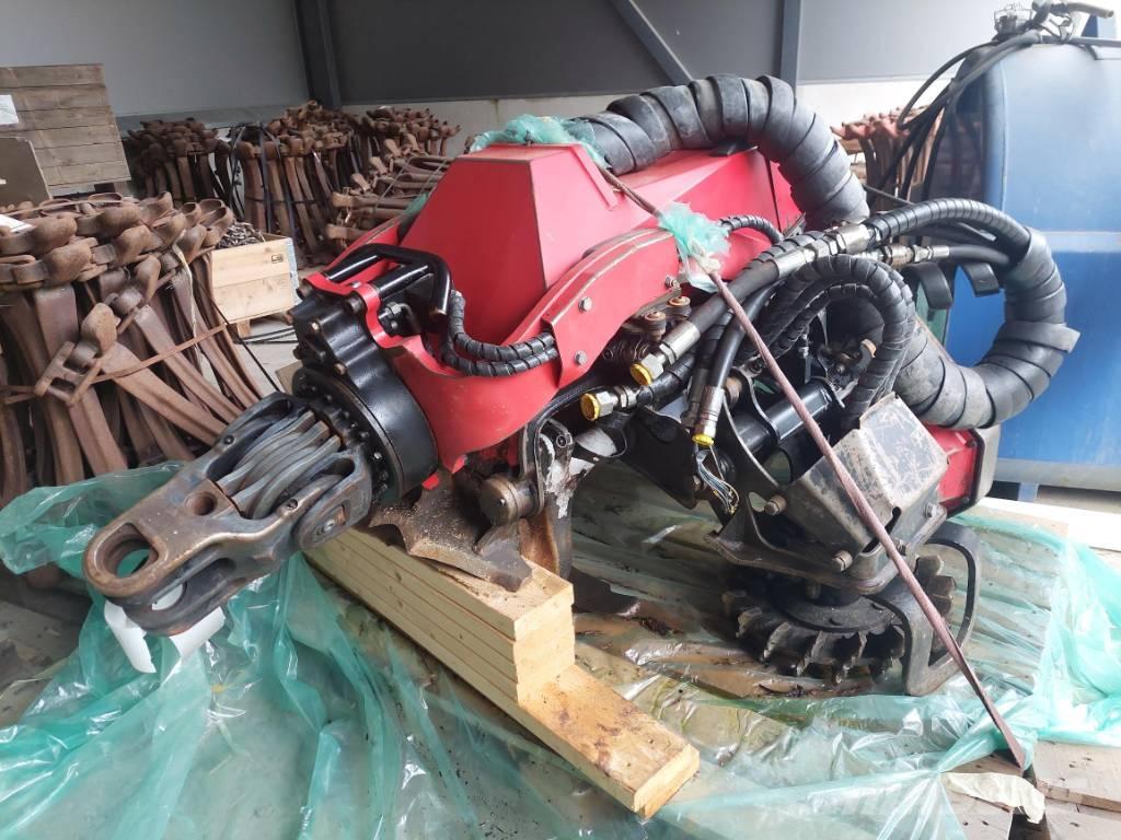 Komatsu 365.1 收穫機頭