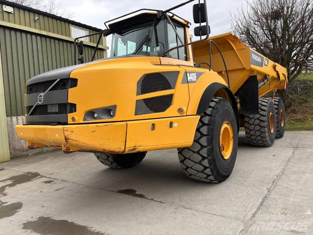 Volvo A40F 鉸接式起吊車