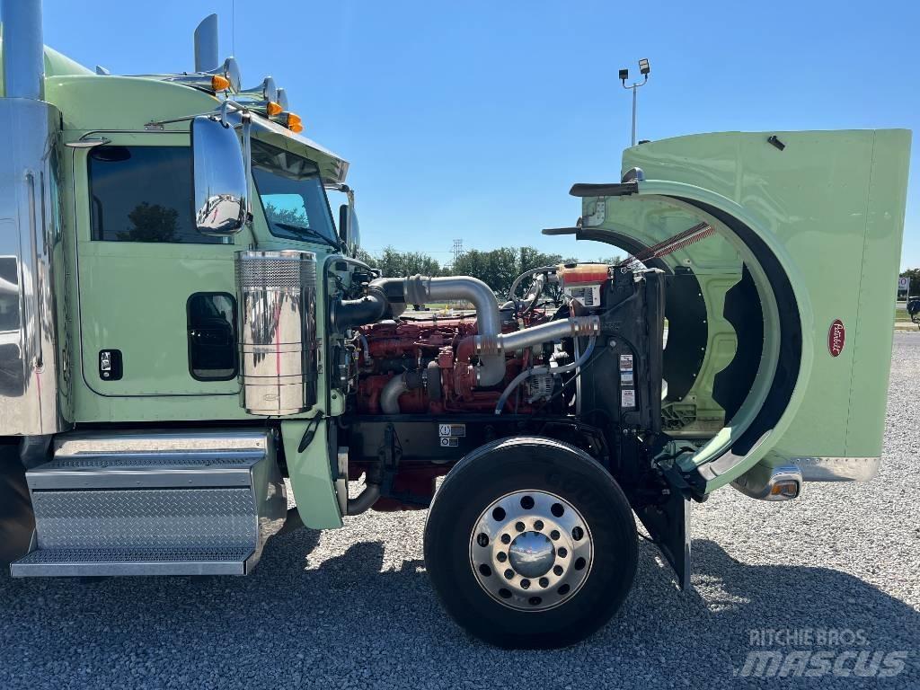 Peterbilt 389 曳引機組件