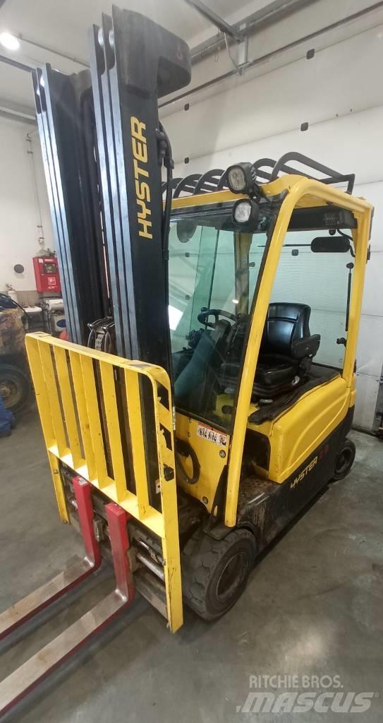 Hyster J 2.0 XN LWB 電動堆高機