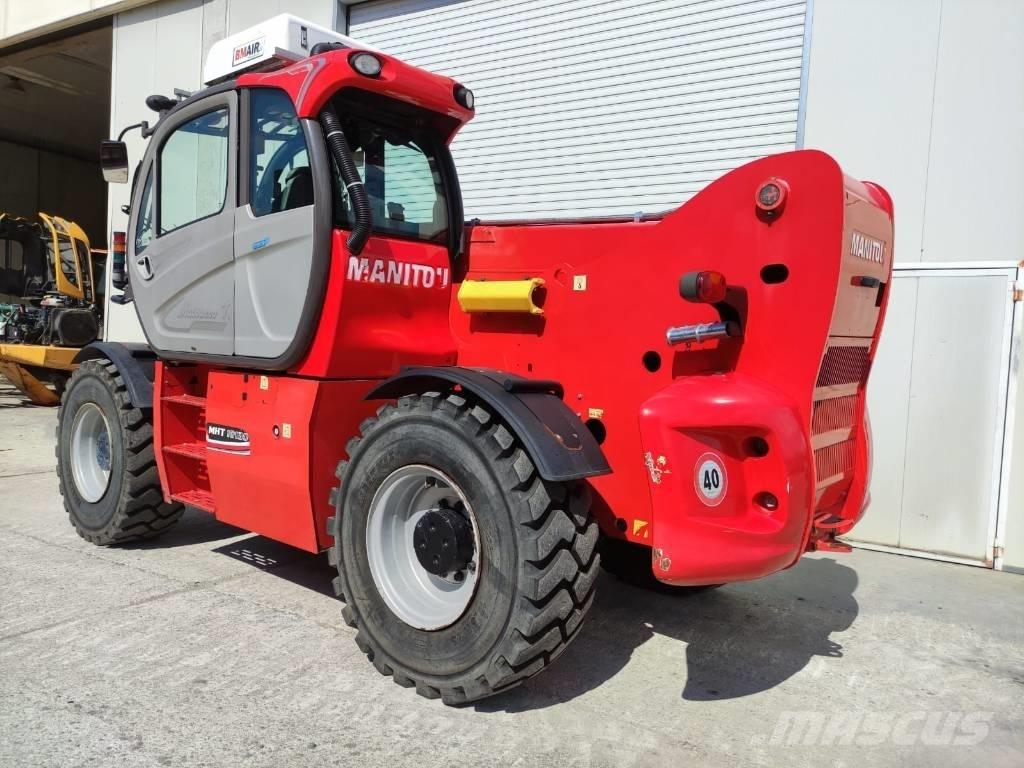 Manitou MHT 10130 伸縮臂操作車