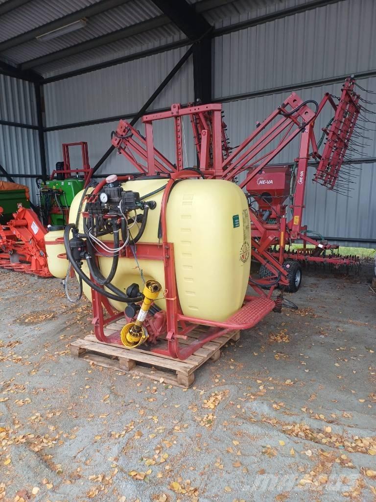 Hardi Master 850l 承載式噴霧機