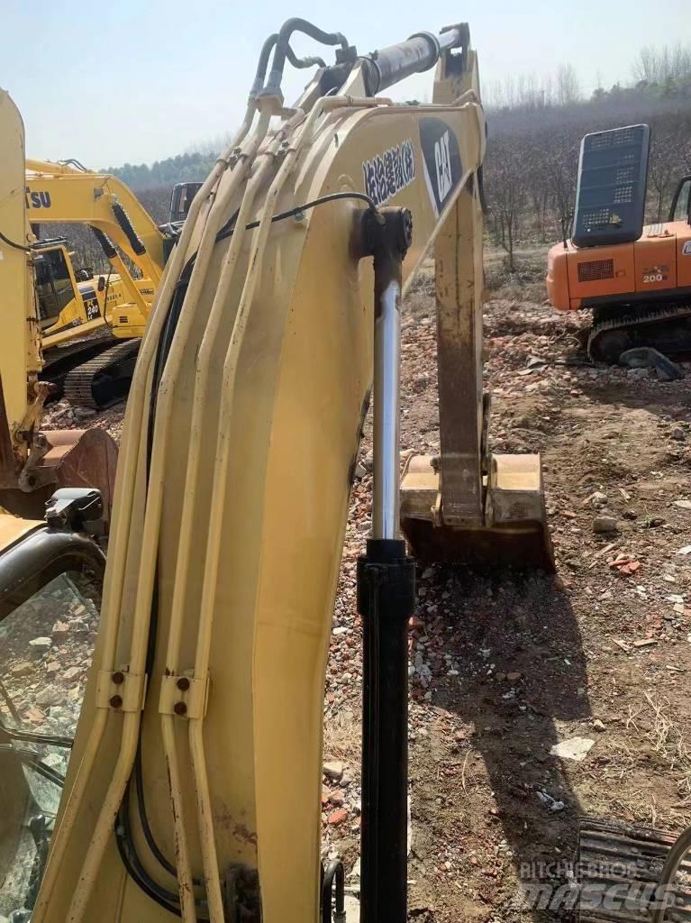 CAT 323D2 履帶式 挖土機/掘鑿機/挖掘機