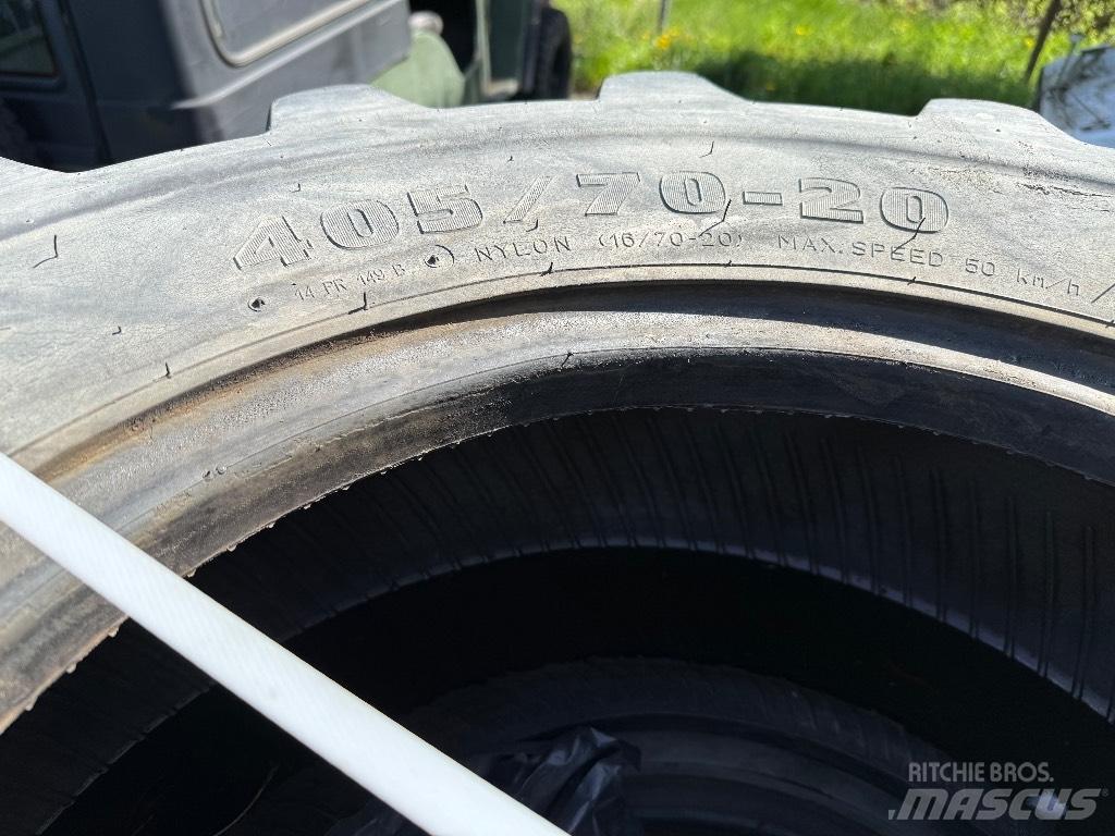 Mitas 405/70-20 輪胎、車輪和輪圈