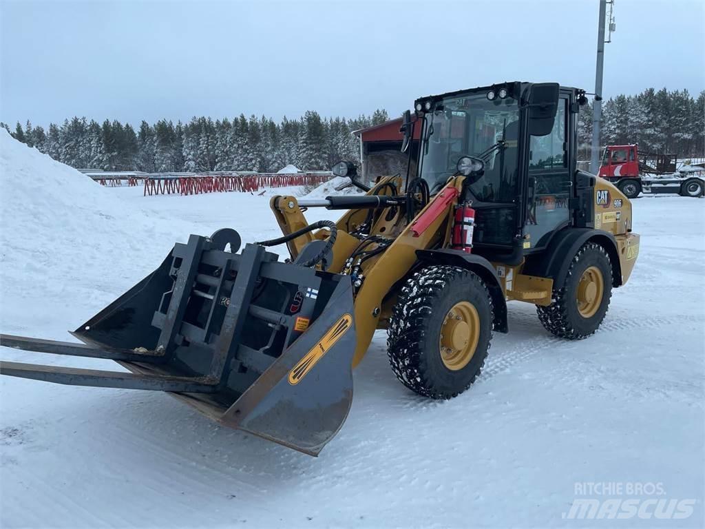 CAT 906 High Spec 輪胎式裝載機