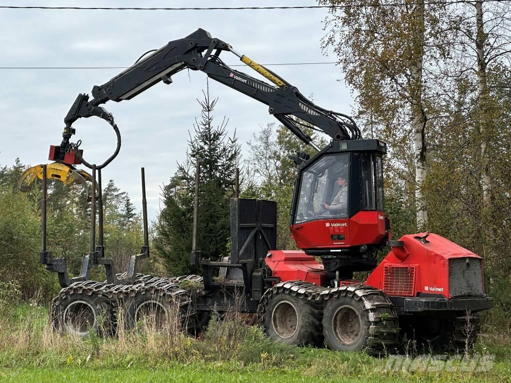 Valmet 801 Combi 收穫集運機