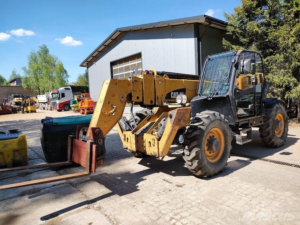 CAT TH 417 伸縮臂操作車