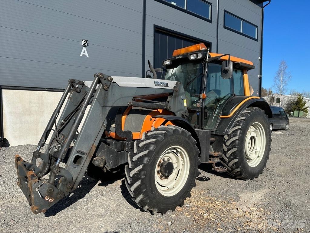 Valtra N101 曳引機