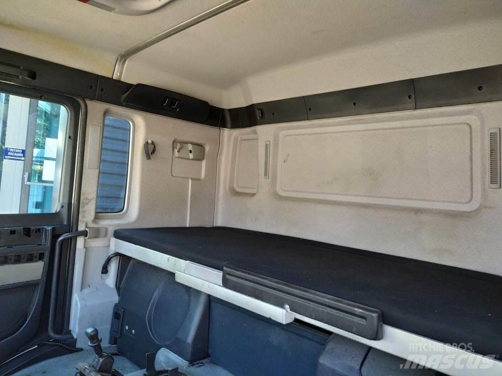 MAN TGS EURO 6 駕駛室與內部