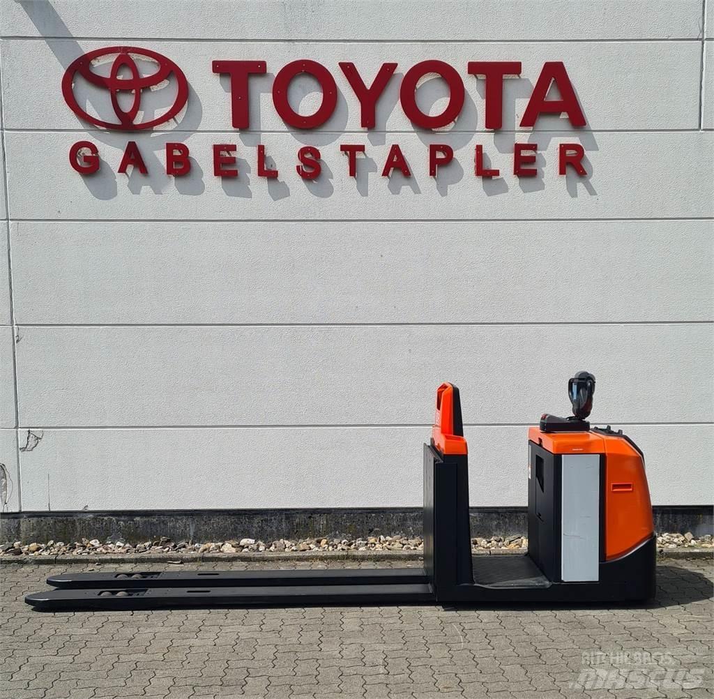 Toyota OSE 250 低架裝載機