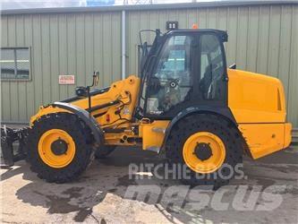 JCB TM320 小型裝載機