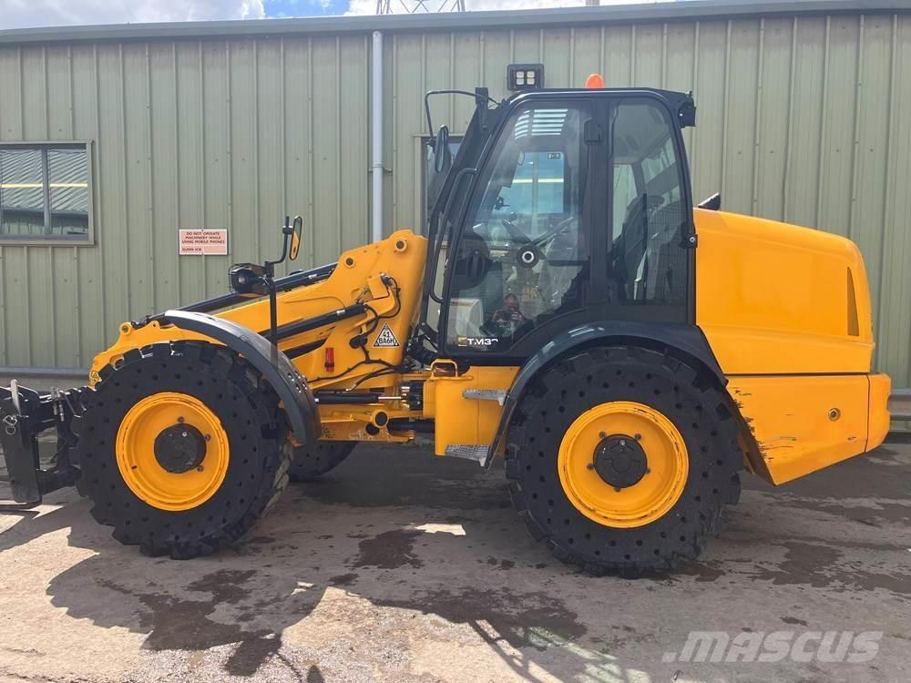JCB TM320 小型裝載機