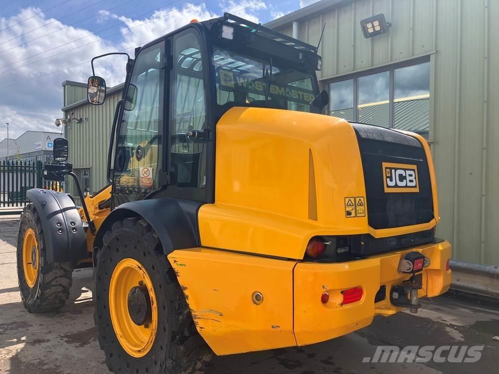 JCB TM320 小型裝載機