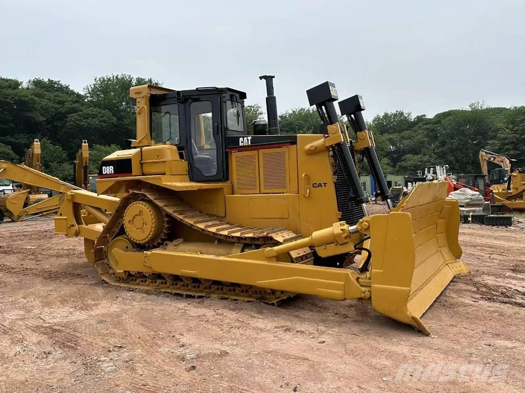CAT D8R 履帶推土機
